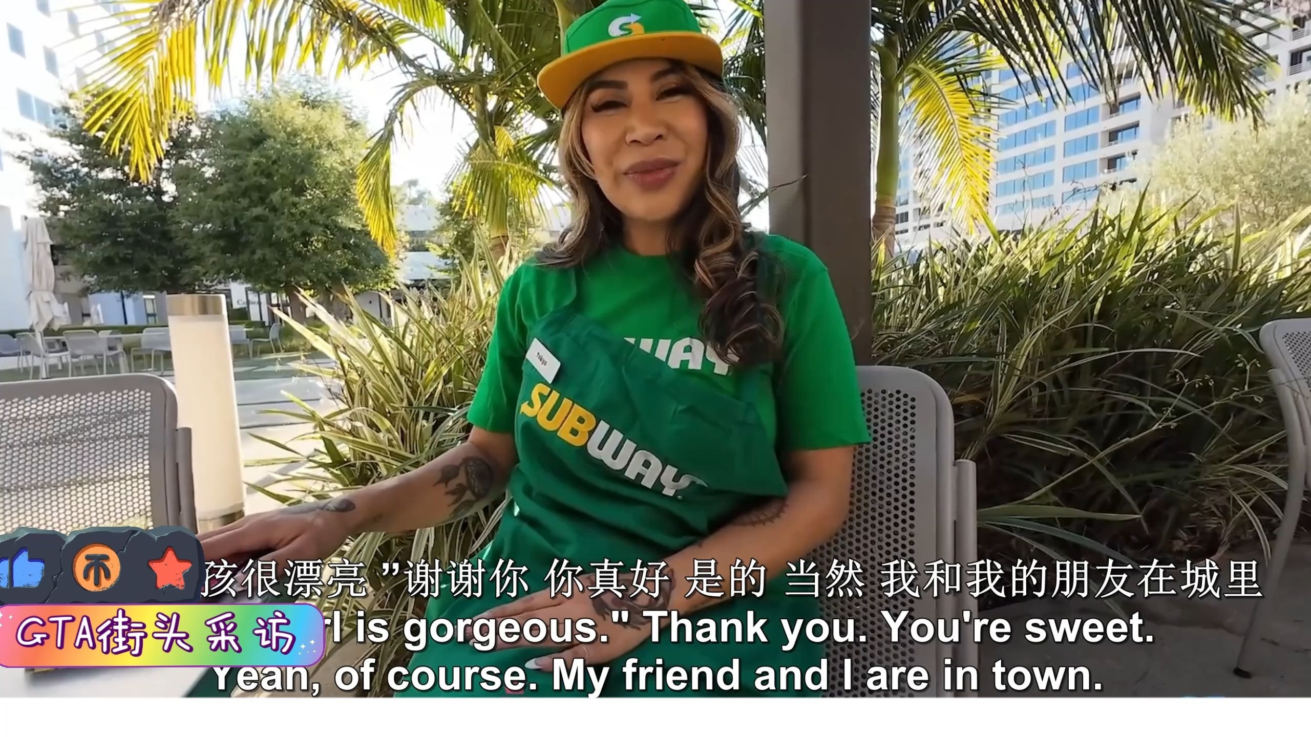 捷克街头搭讪-齐刘海白色披肩发的长腿Cosplay模特